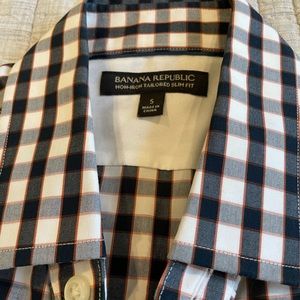 Cleaning out the closet! Haven’t worn this shirt in over a year.